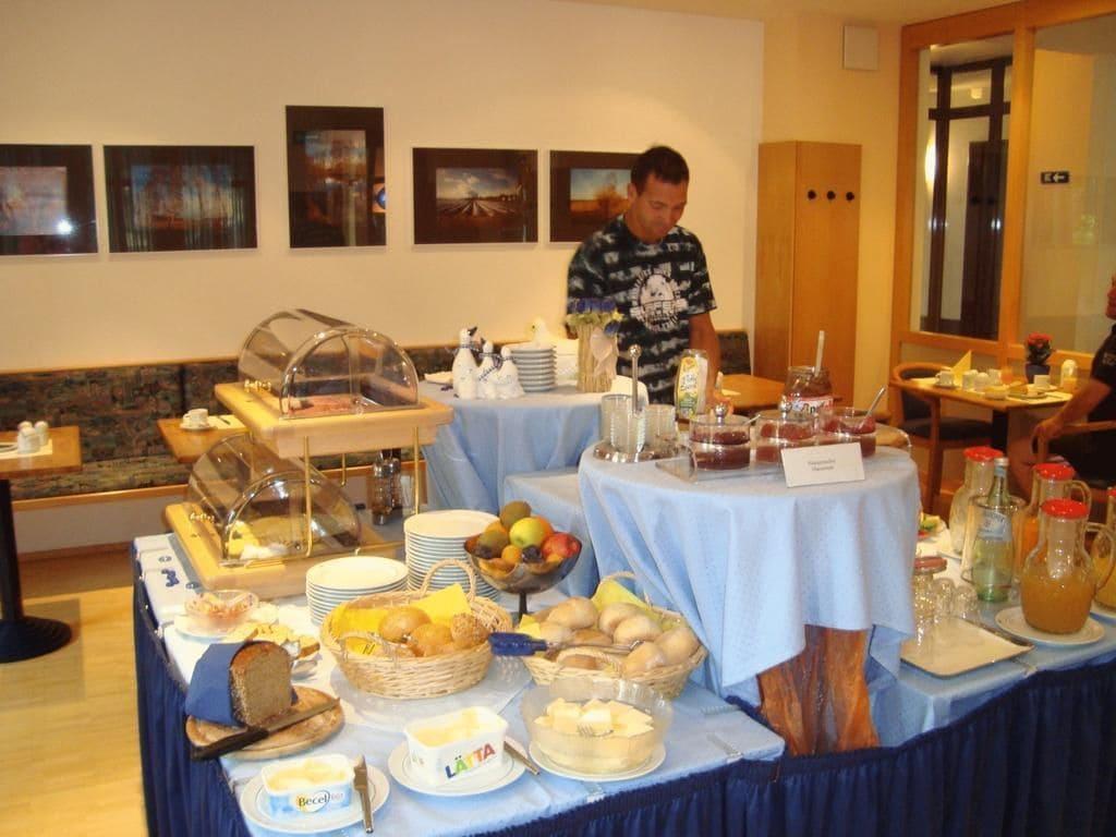 Prima Hotel Havelland Gross Kreutz Bagian luar foto